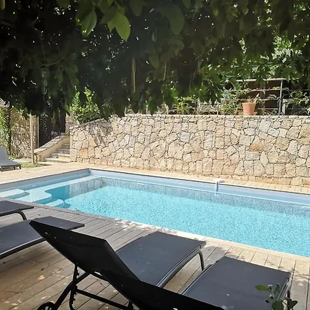Griseor Villa